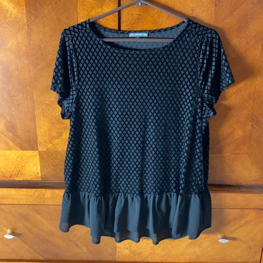 Women’s Adrianna Papell Black blouse size L NWOT